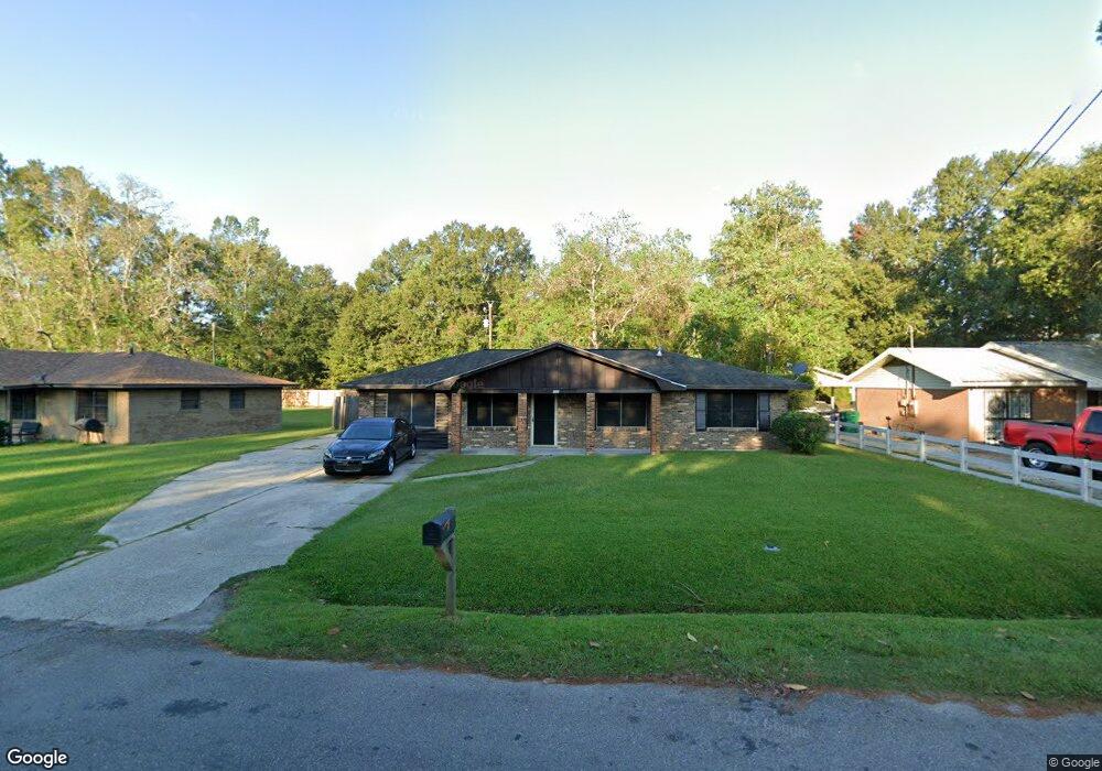 888 Herrin Dr, Picayune, MS 39466 - photo 1