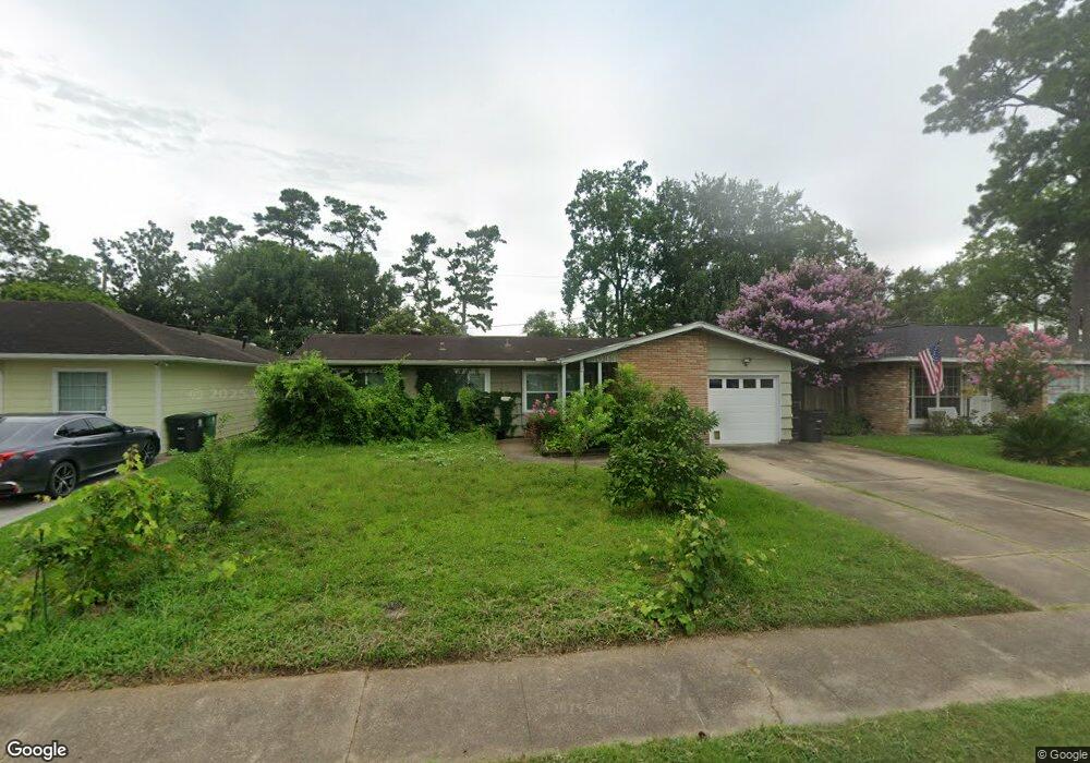 5033 Verdome Ln, Houston, TX 77092 - photo 1
