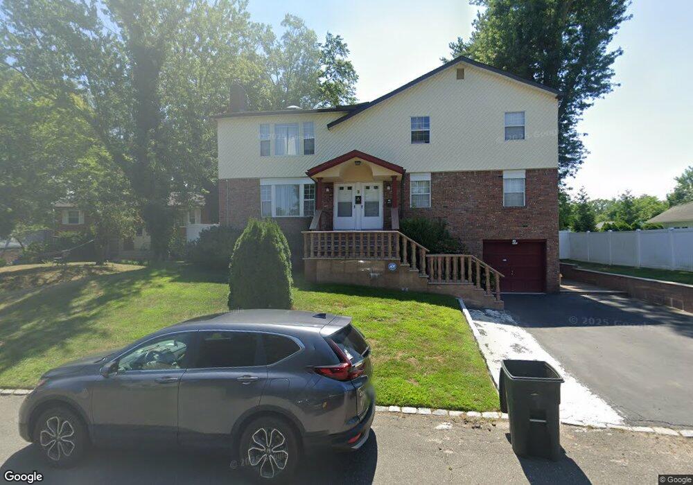 9 Alex Ln, Glen Cove, NY 11542 - photo 1