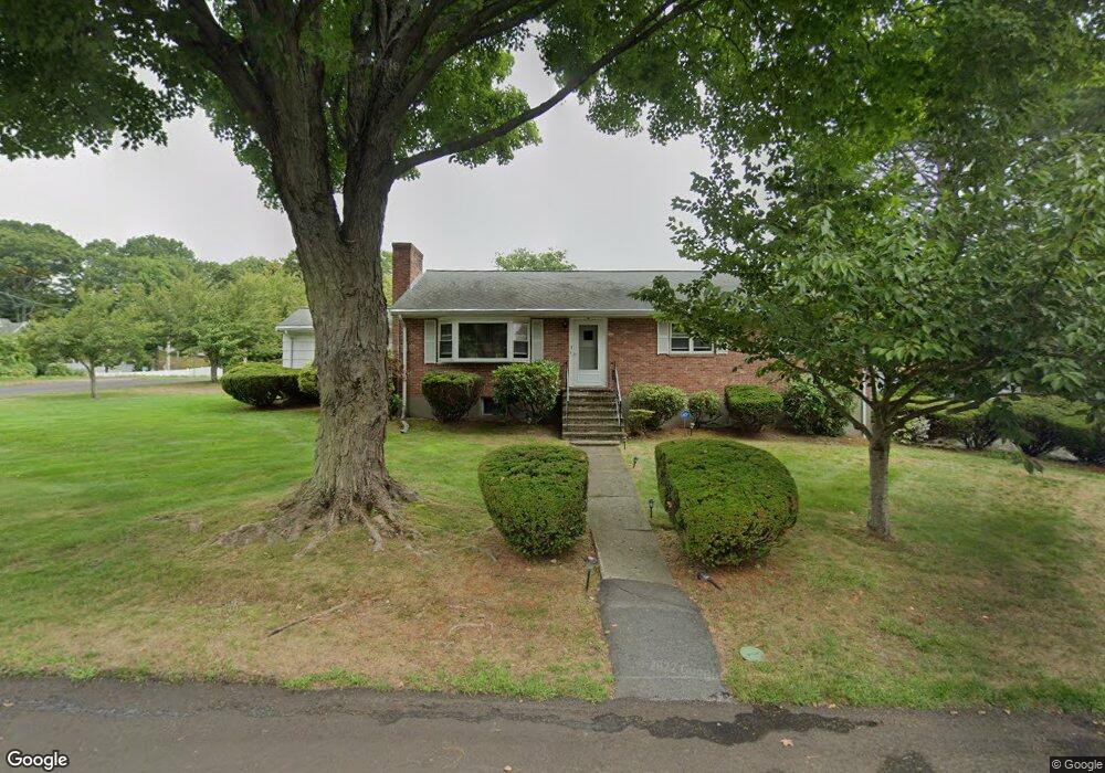 4 Bluebird Rd, Wellesley Hills, MA 02481 - photo 1