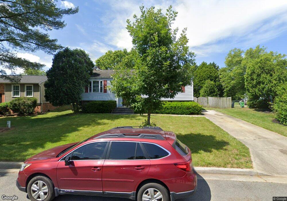 613 Avis Dr, Upper Marlboro, MD 20774 - photo 1