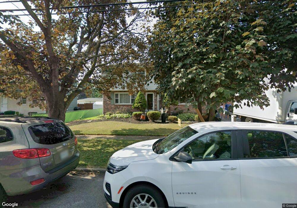 731 Remington Dr, North Tonawanda, NY 14120 - photo 1