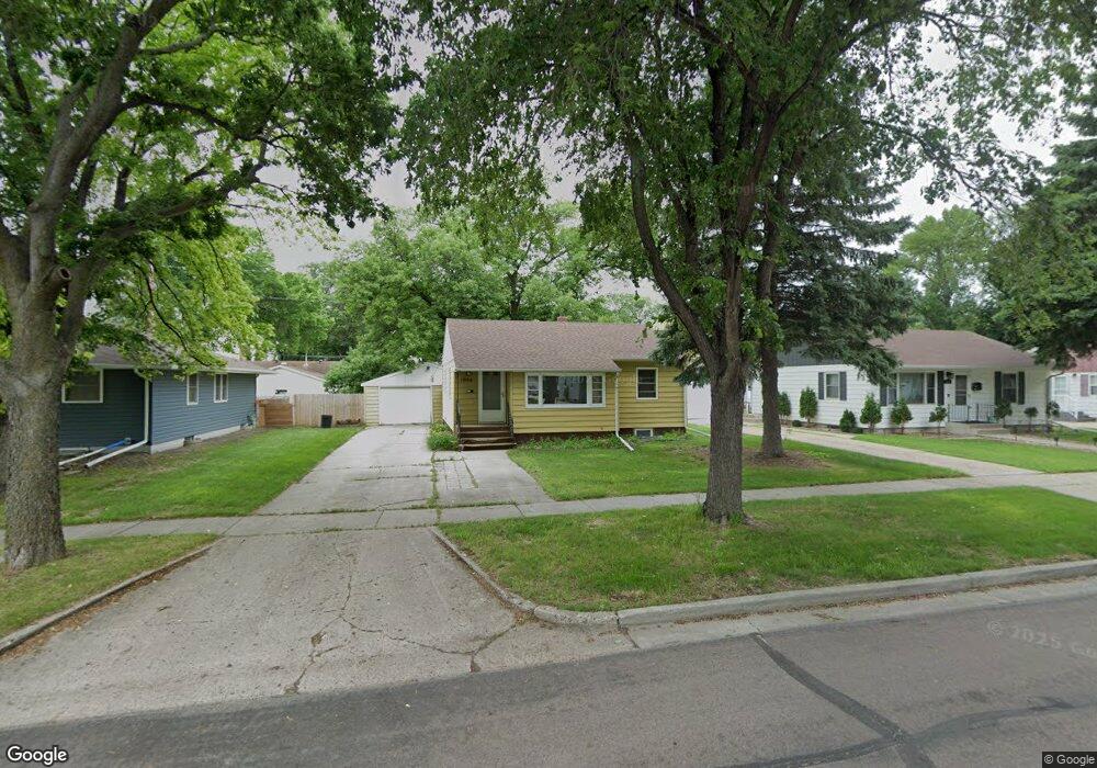 1906 7th St N, Fargo, ND 58102 - photo 1