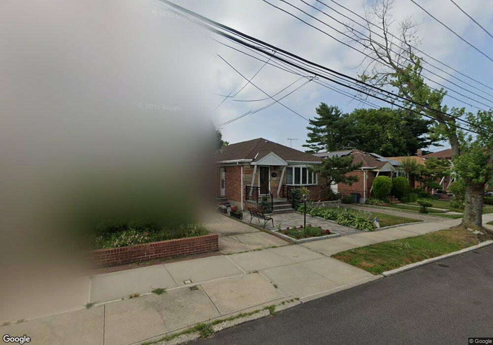 26219 60th Ave, Little Neck, NY 11362 - photo 1