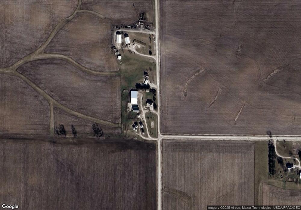 5062 Klima Rd, Center Point, IA 52213 - photo 1