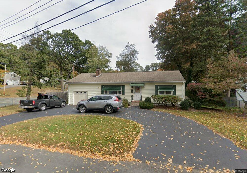 4 Fairbrook Rd, Framingham, MA 01701 - photo 1