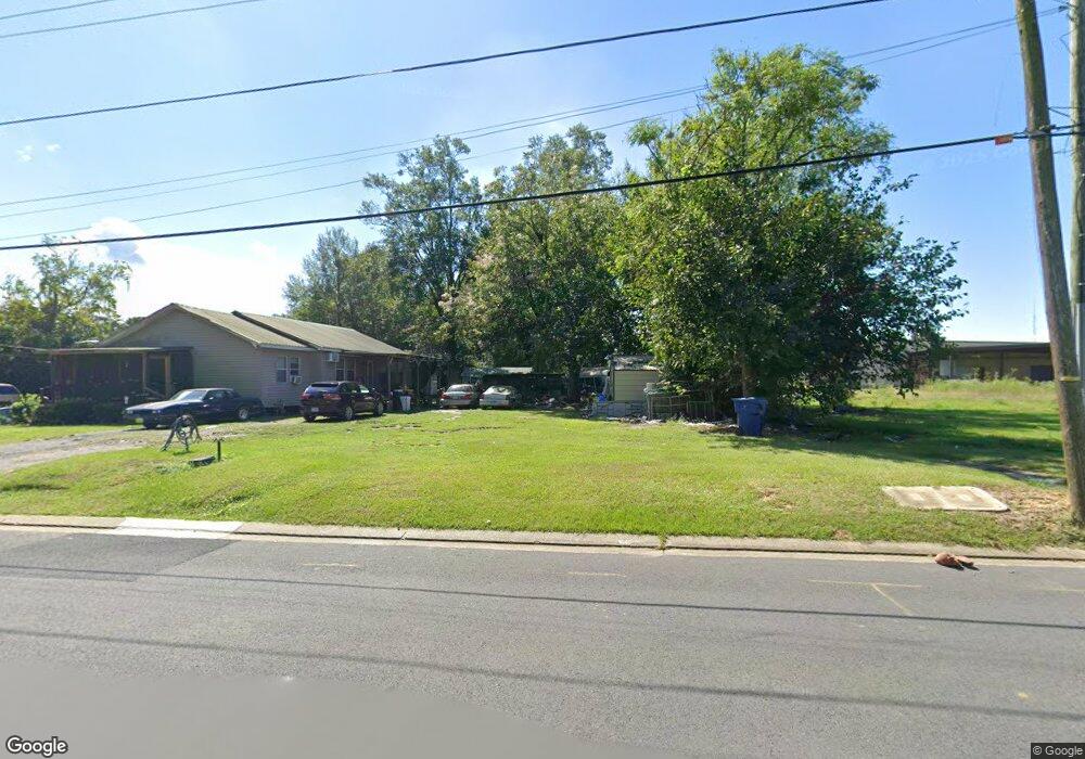 306 E 4th St, Deridder, LA 70634 - photo 1