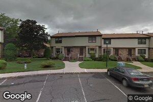 33 Highview Dr, Woodbridge, NJ 07095