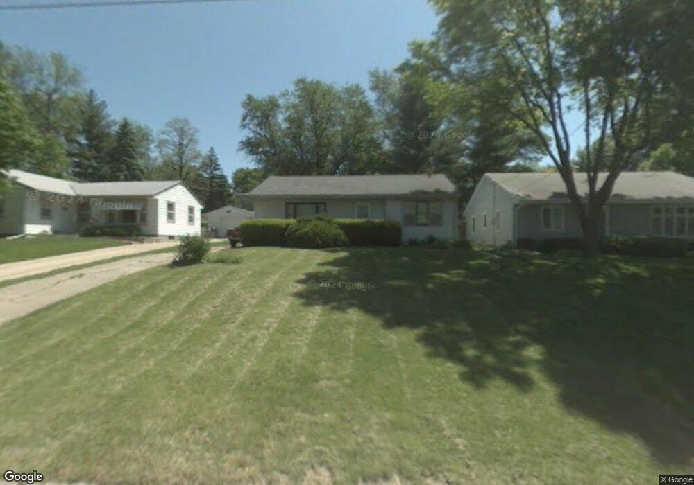 1347 Cummins Pkwy, Des Moines, IA 50311 - photo 1