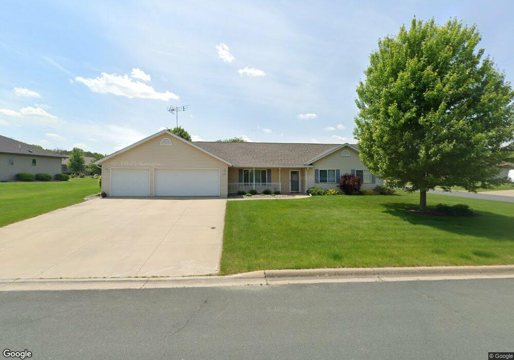 140 Quail Ridge Dr, Zumbrota, MN 55992 - photo 1
