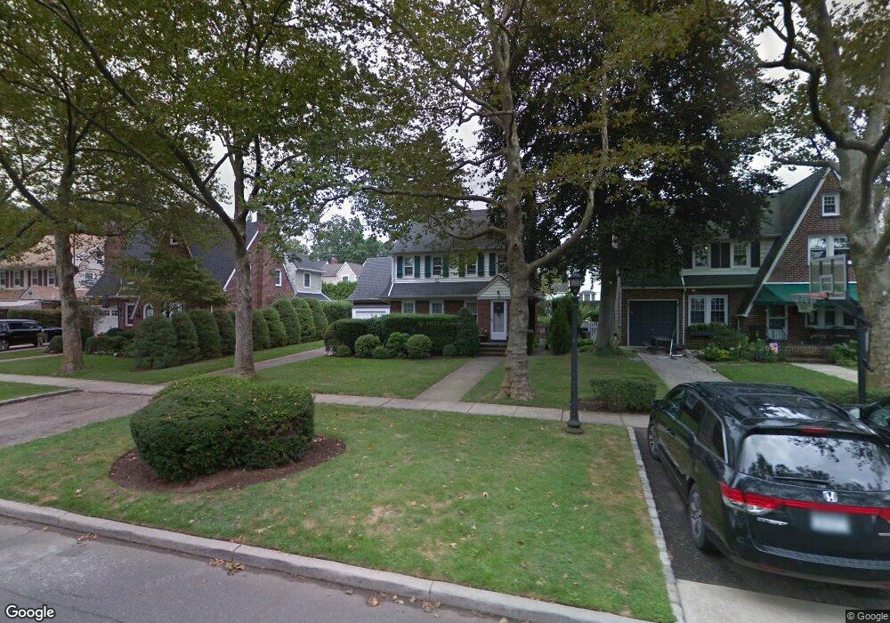 19 Jefferson St, Garden City, NY 11530 - photo 1