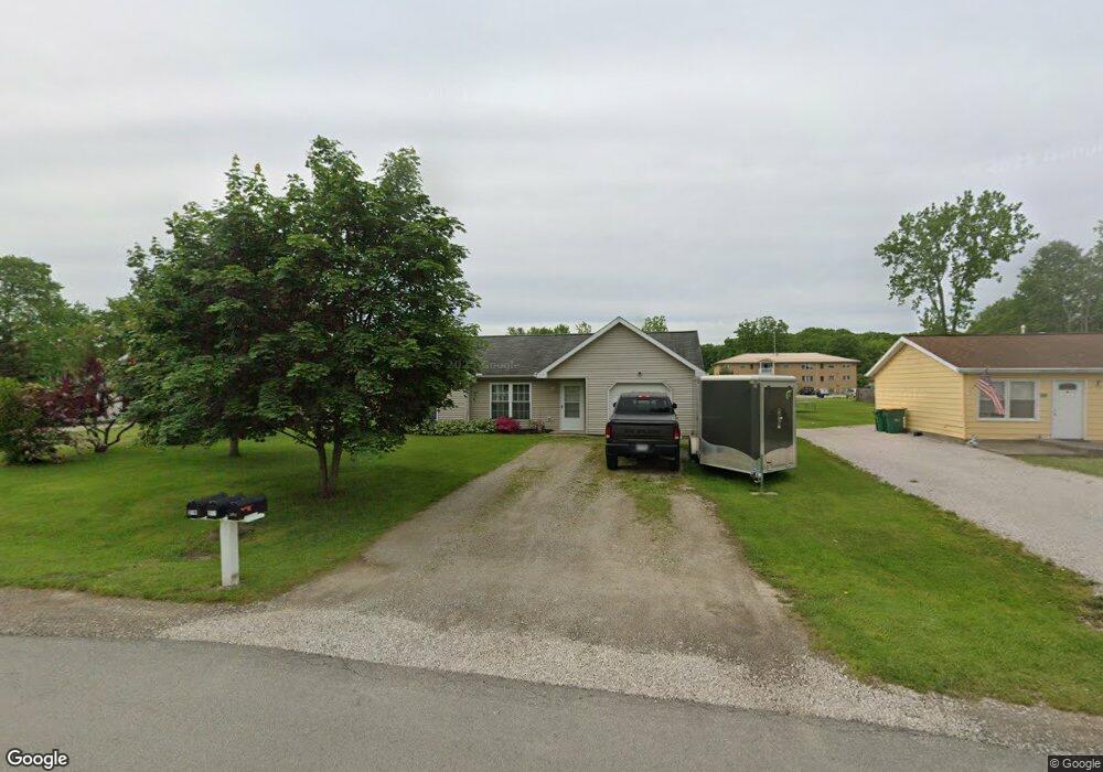 256 Linden St, Jefferson, OH 44047 - photo 1