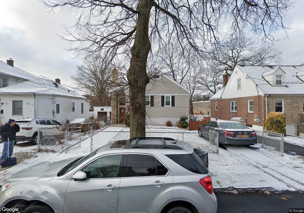 121 King Ave, Yonkers, NY 10704 - photo 1