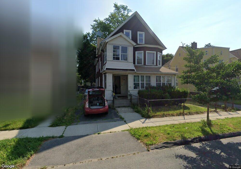 65 Hanover St, West Springfield, MA 01089 - photo 1