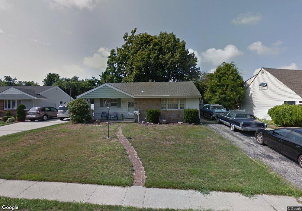 9 Dennis Ln, Bethpage, NY 11714 - photo 1