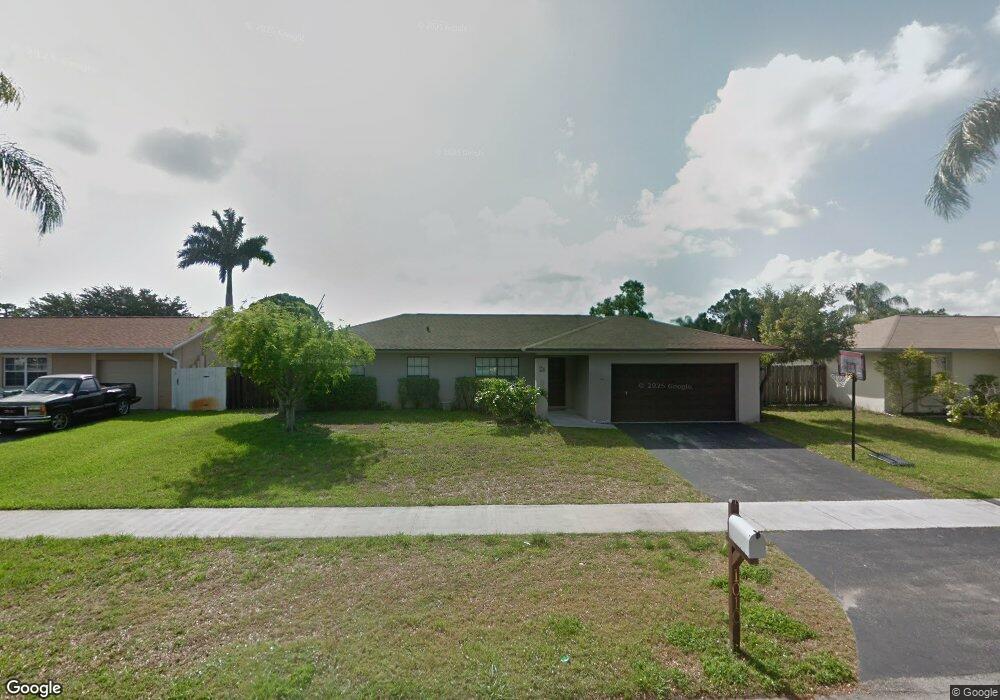 1010 SW 128th Dr, Davie, FL 33325 - photo 1