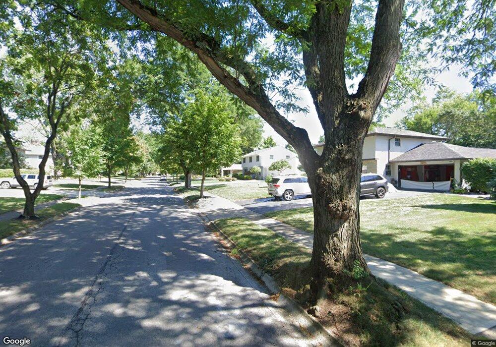 2902 Halstead Rd, Columbus, OH 43221 - photo 1