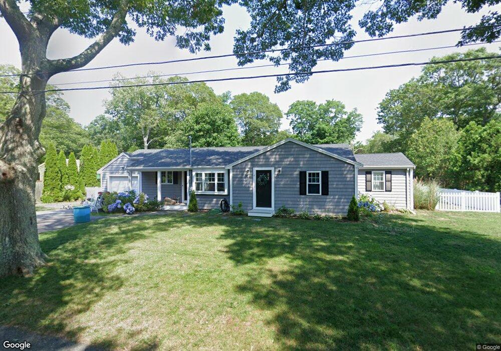 4 Crump Rd, Bourne, MA 2532 - photo 1