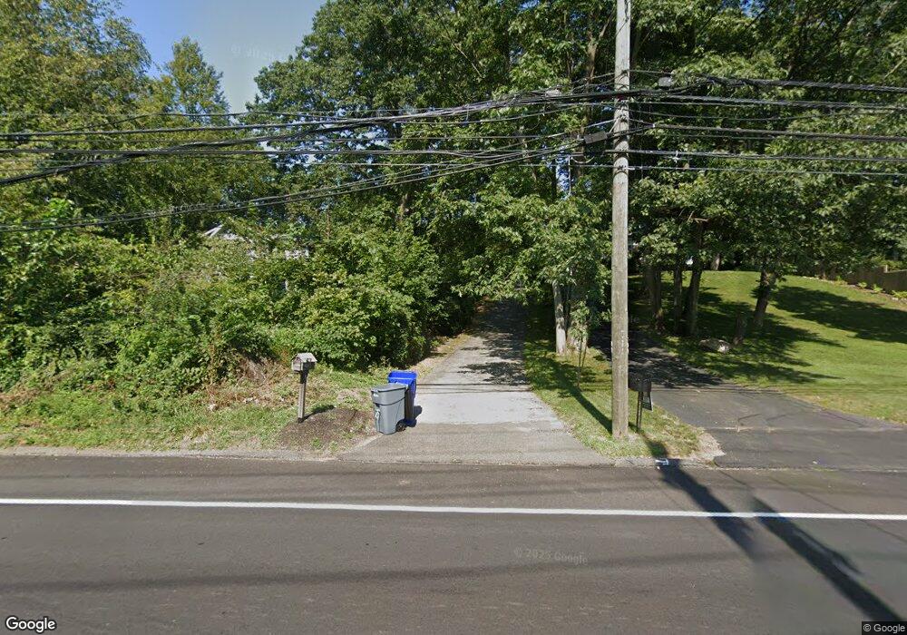 202 1/2 New Canaan Ave, Norwalk, CT 06850 - photo 1