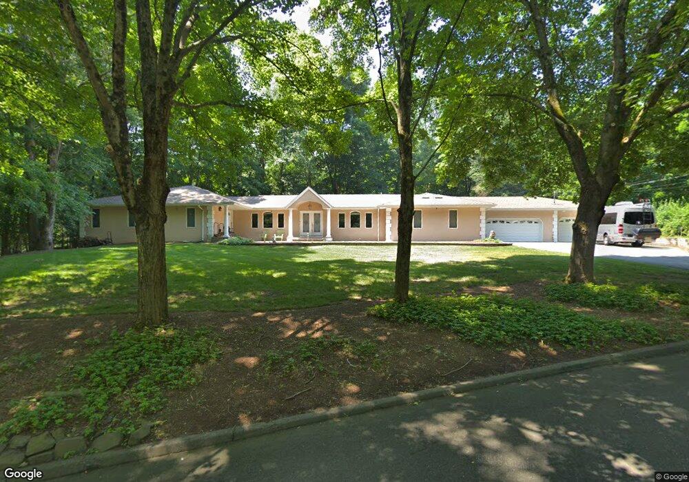 22 Brook Rd, Upper Saddle River, NJ 07458 - photo 1