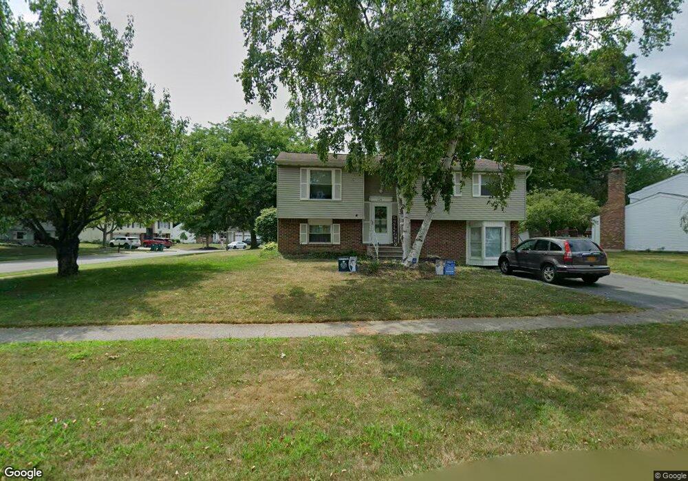 1125 Pioneer Dr, North Tonawanda, NY 14120 - photo 1