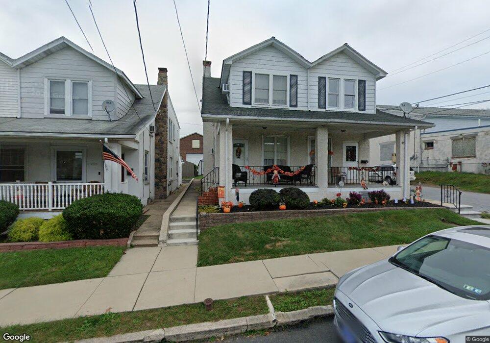 41 E 2nd St, Boyertown, PA 19512 - photo 1