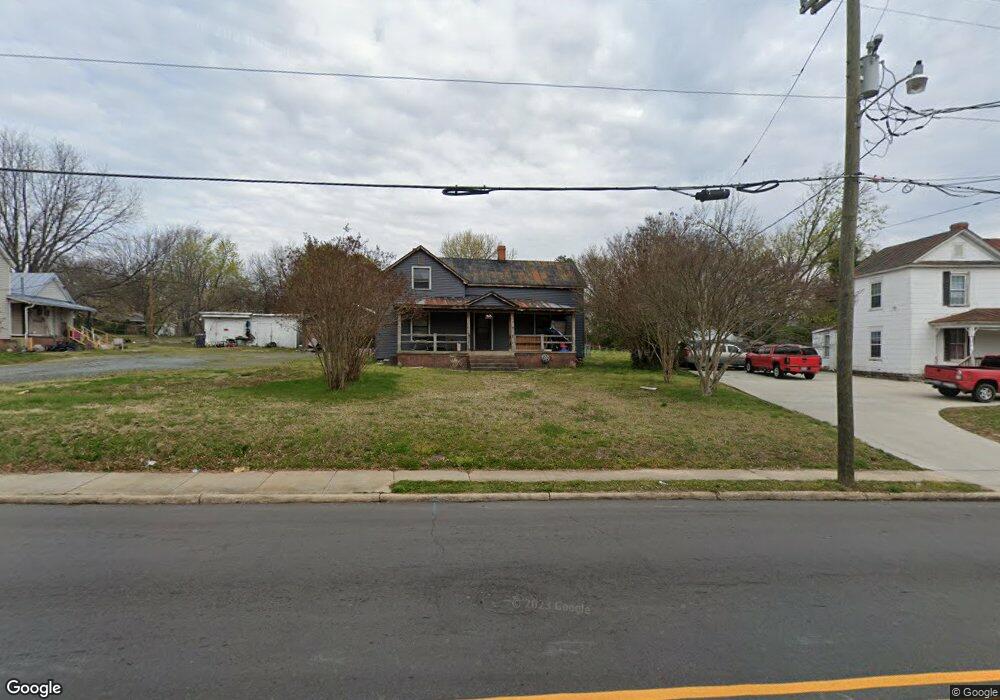 712 Lawsonville Ave, Reidsville, NC 27320 - photo 1