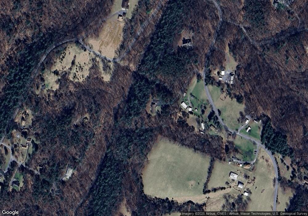 110 Nestled In Ln, Berkeley Springs, WV 25411 - photo 1