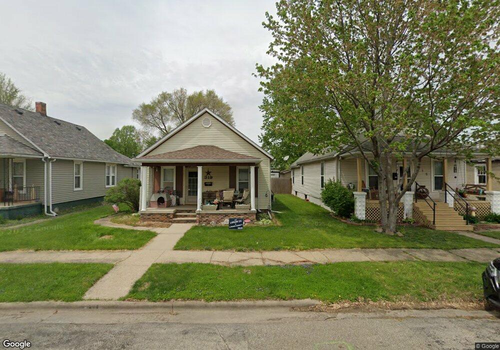 319 S Hamilton St, Lincoln, IL 62656 - photo 1