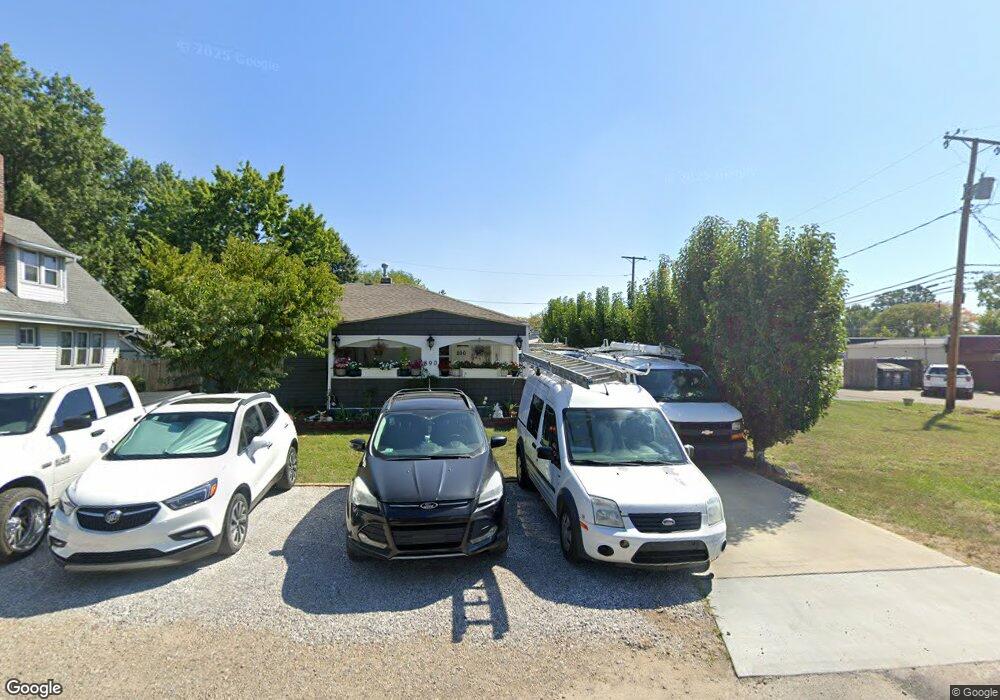 892 Westphal Ave, Columbus, OH 43213 - photo 1