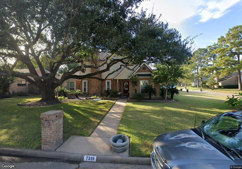 7319 Tunbury Ln, Houston, TX 77095 - photo 1