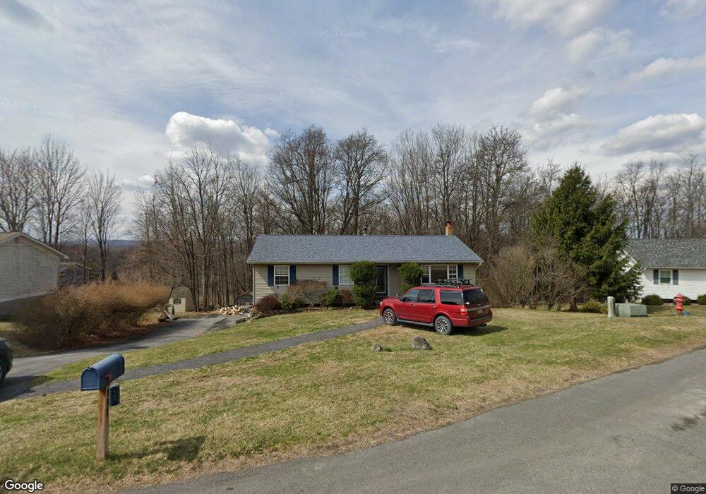 111 Maureen Dr, Middletown, NY 10940 - photo 1