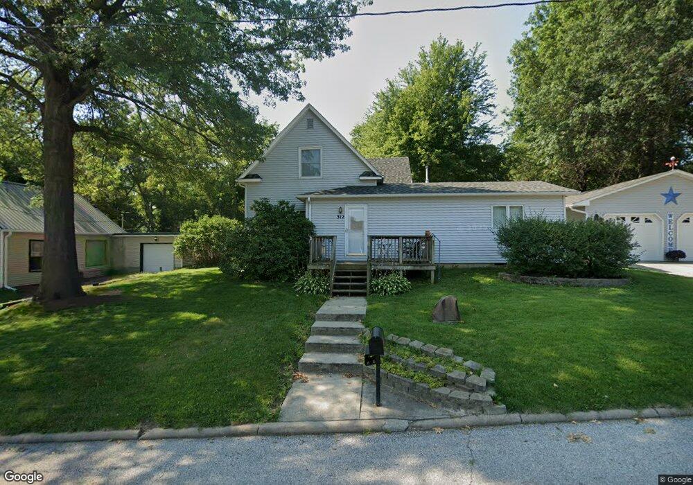 312 Lake St, Shenandoah, IA 51601 - photo 1