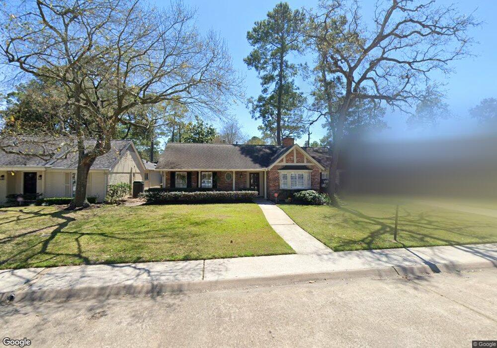 10035 Cedar Creek Dr, Houston, TX 77042 - photo 1