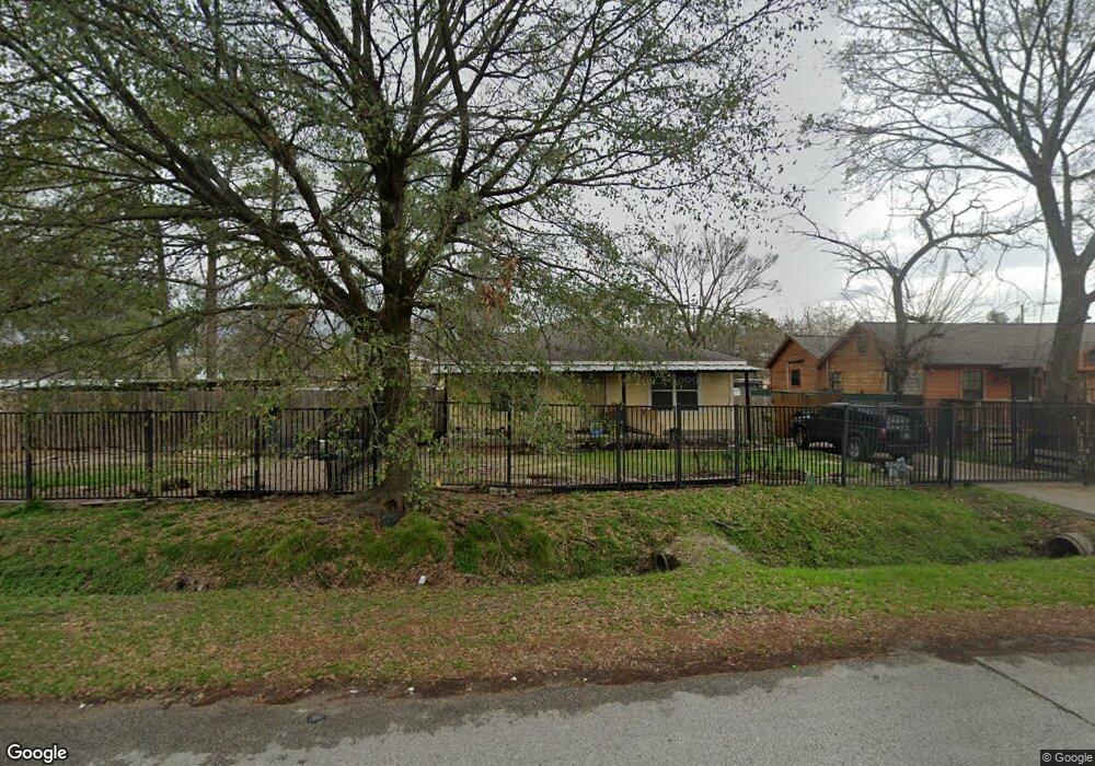 2474 Garapan St, Houston, TX 77091 - photo 1