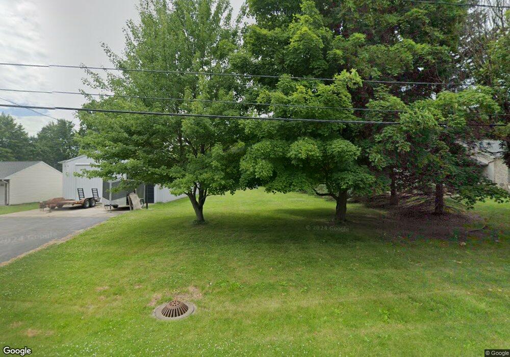 437 Elizabeth Dr, Owosso, MI 48867 - photo 1