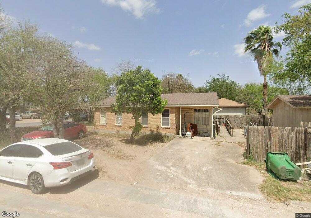 902 N Canna St, Pharr, TX 78577 - photo 1