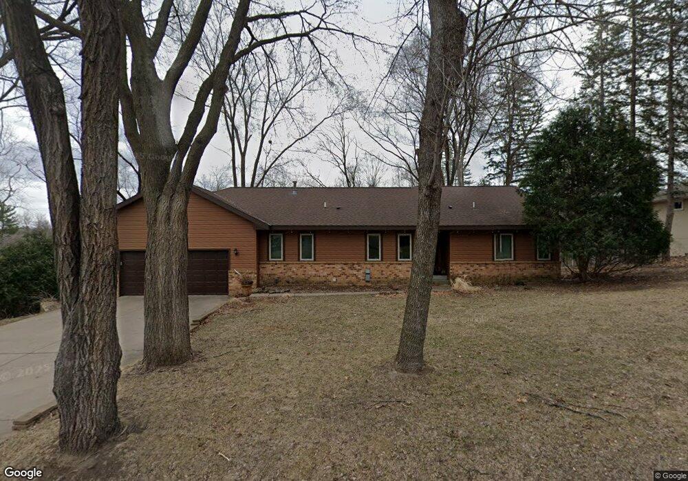 4035 Highland Rd, Minnetonka, MN 55345 - photo 1