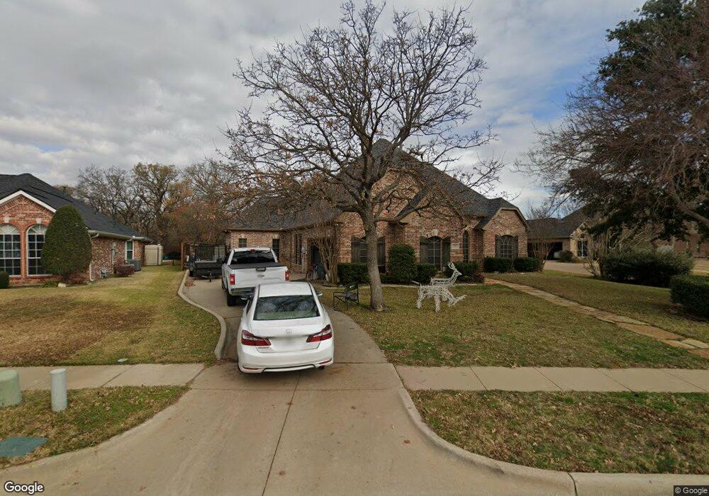 668 Bear Creek Dr, Hurst, TX 76054 - photo 1