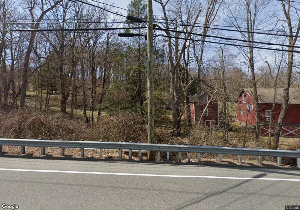 8 Old Greenwoods Rd, Sherman, CT 06784 - photo 1