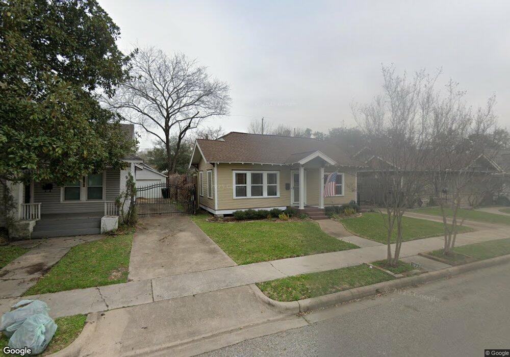 1023 W Gardner St unit 12, Houston, TX 77009 - photo 1