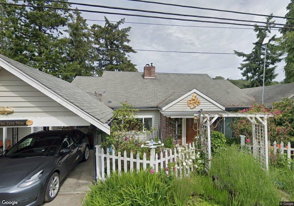 2209 E Day Island Blvd W, University Place, WA 98466 - photo 1