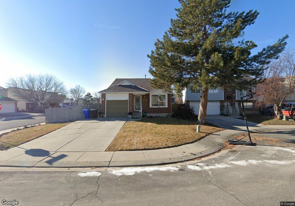 3043 Linton Cir, West Jordan, UT 84088 - photo 1