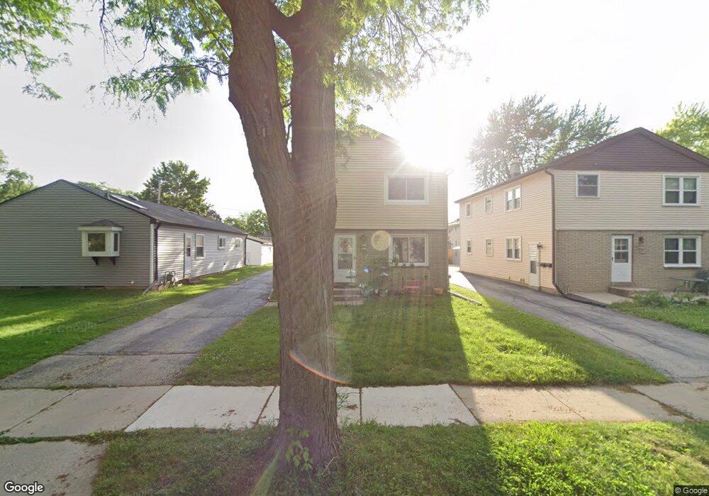 5011 N 126th St unit 5013, Butler, WI 53007 - photo 1