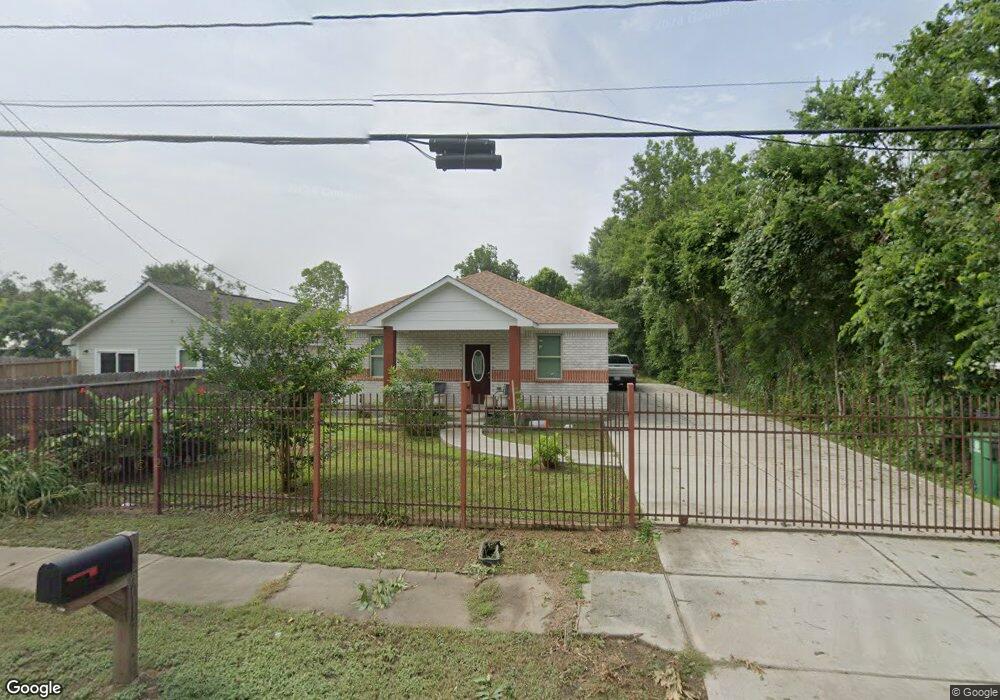 5014 Denmark St, Houston, TX 77016 - photo 1