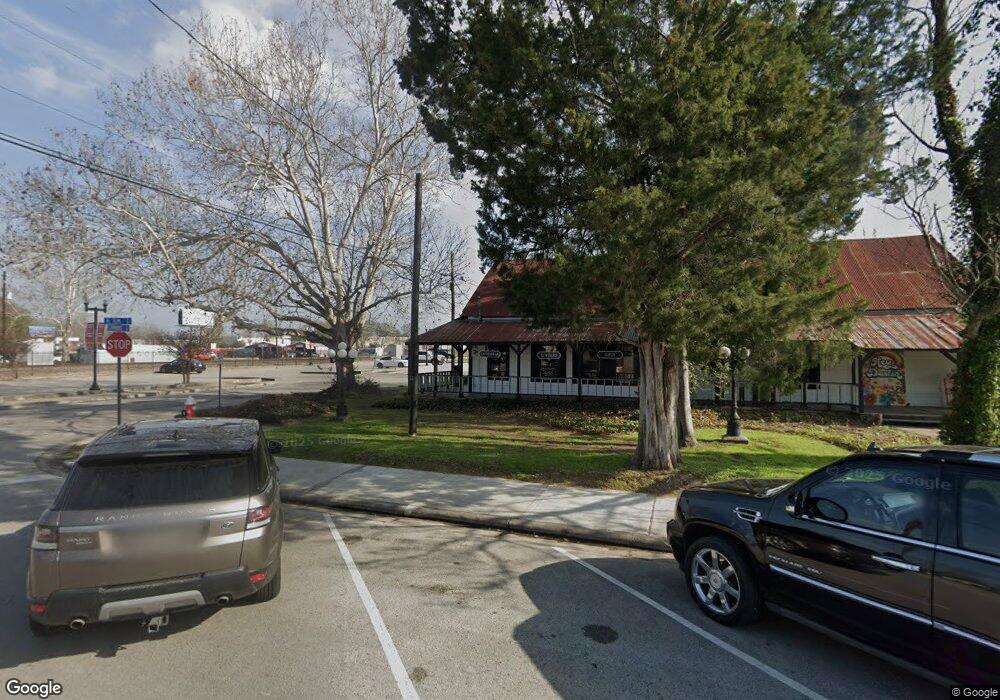 105 Commerce St, Tomball, TX 77375 - photo 1