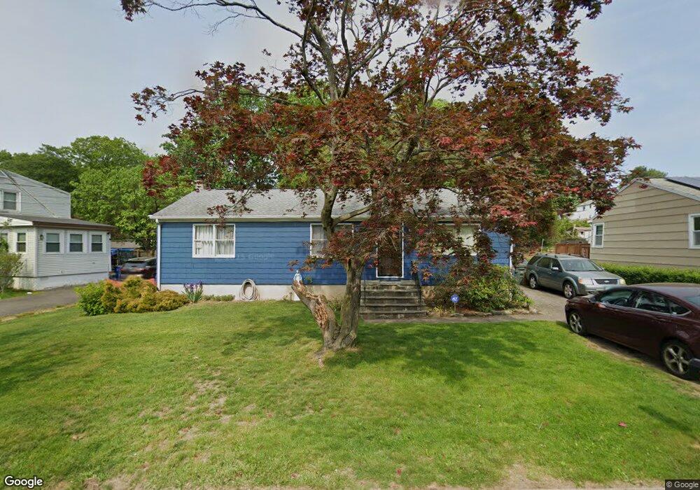 248 Red Oak Rd, Bridgeport, CT 06606 - photo 1