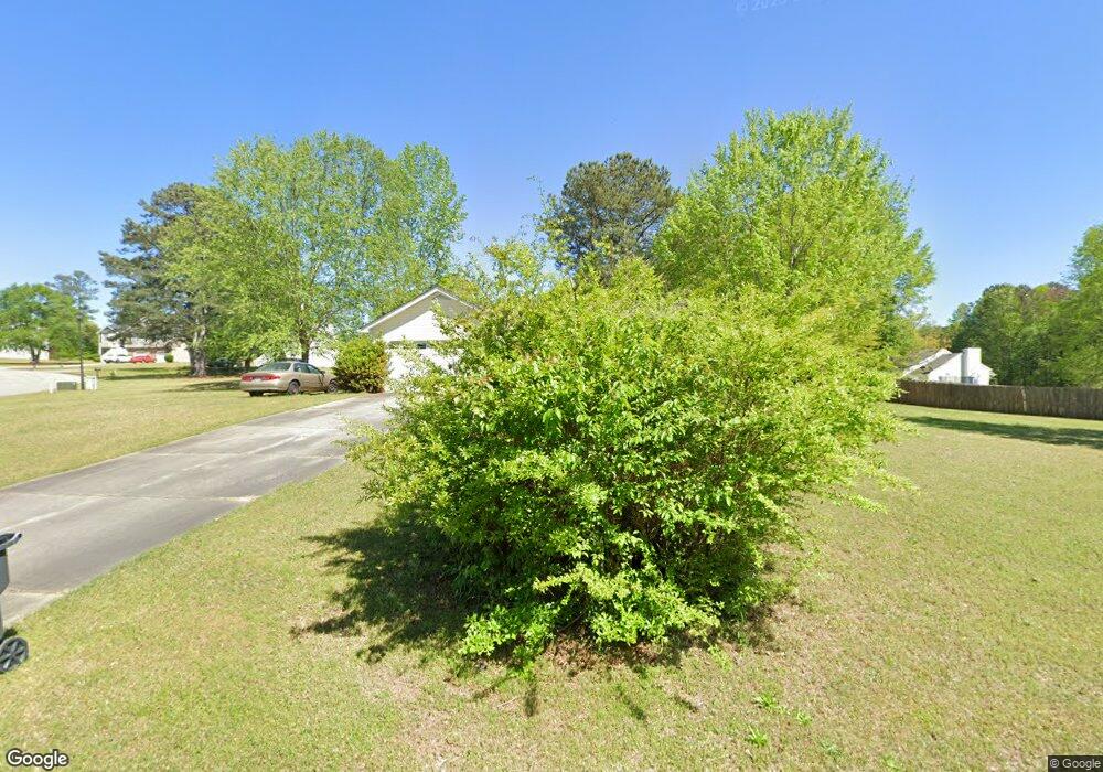 124 Hawthorn Dr, Carrollton, GA 30116 - photo 1