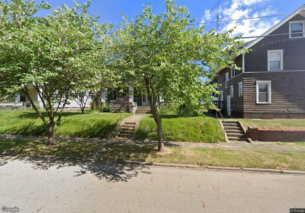 907 11th St NW, Canton, OH 44703 - photo 1