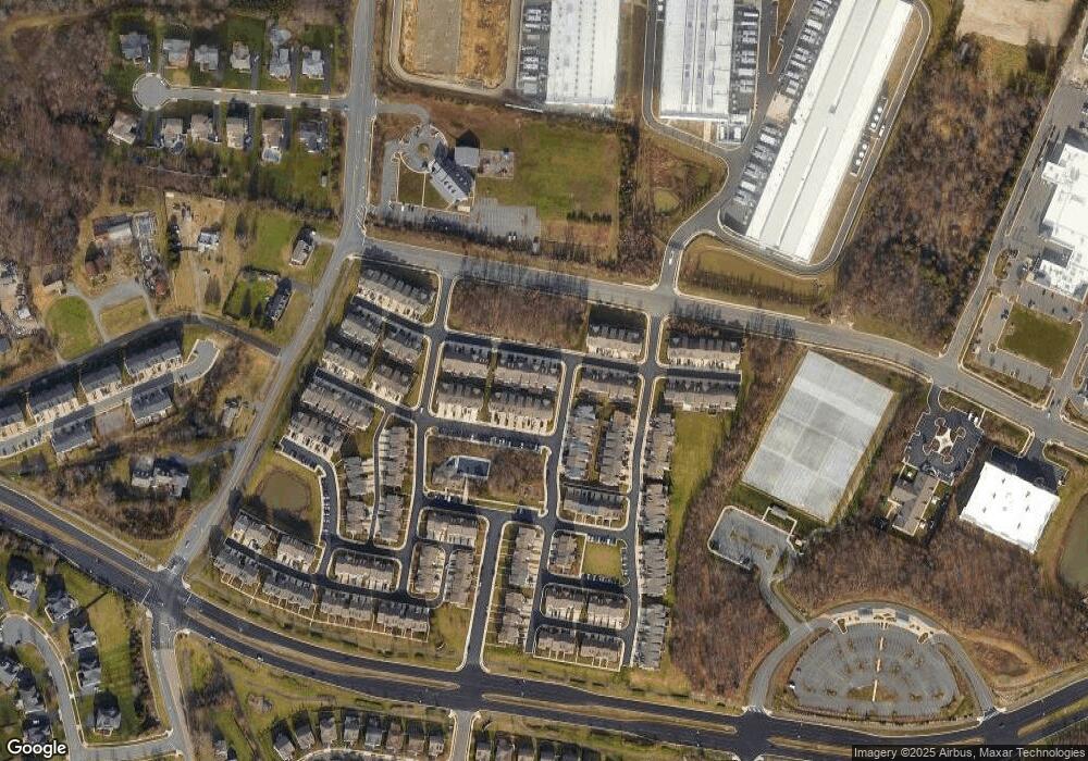 43589 White Cap Terrace, Chantilly, VA 20152 - photo 1